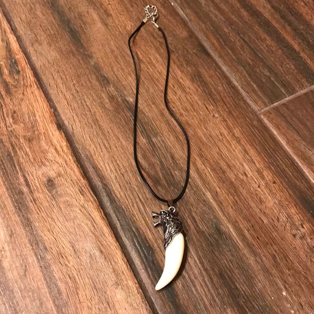👂🏻LN Wolf Head unisex pendent necklace